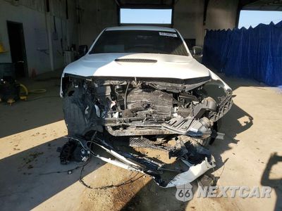 Piąte zdjęcie samochodu w środku: 2019 DODGE DURANGO R/T VIN:1C4SDJCT4KC763973 - miniatura