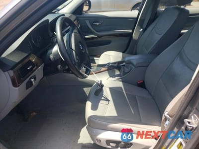 Zdjęcie 7 z 13 samochodu: 2009 BMW 328 XI SULEV VIN:WBAPK53519A643278 - miniatura