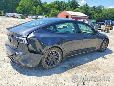 Trzecie zdjęcie samochodu z tyłu: 2024 TESLA MODEL 3 VIN:5YJ3E1EB5RF810821 - miniatura