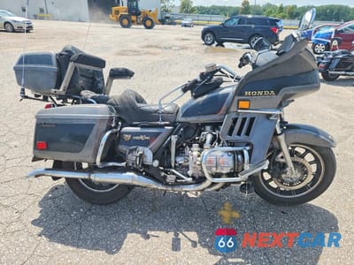 1983 HONDA GL1100 A 1HFSC0220DA318463 - główne zdjęcie licytacji z USA - miniatura