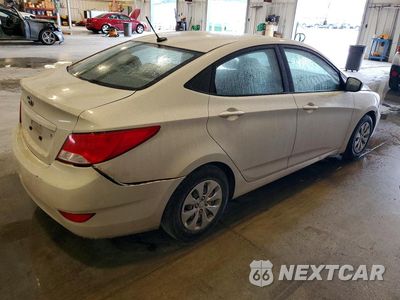Trzecie zdjęcie samochodu z tyłu: 2016 HYUNDAI ACCENT SE VIN:KMHCT4AEXGU117038 - miniatura