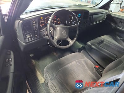 Zdjęcie 8 z 12 samochodu: 2002 CHEVROLET SILVERADO K1500 VIN:2GCEK19V321251638 - miniatura