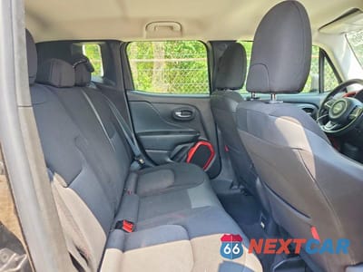 Zdjęcie 10 z 12 samochodu: 2017 JEEP RENEGADE TRAILHAWK VIN:ZACCJBCB0HPG53727 - miniatura