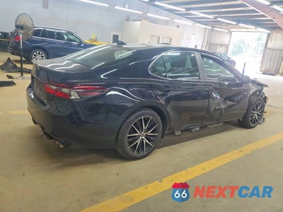 Trzecie zdjęcie samochodu z tyłu: 2024 TOYOTA CAMRY SE VIN:4T1G11BK3RU111269 - miniatura