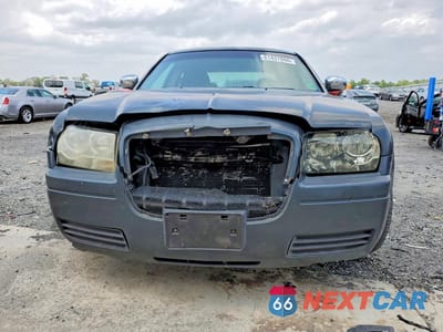 Piąte zdjęcie samochodu w środku: 2007 CHRYSLER 300 VIN:2C3KA43R97H701797 - miniatura