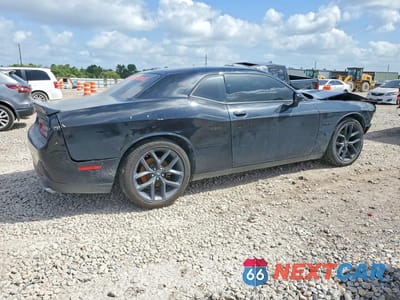 Trzecie zdjęcie samochodu z tyłu: 2021 DODGE CHALLENGER R/T VIN:2C3CDZBTXMH627632 - miniatura