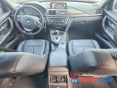 Zdjęcie 8 z 12 samochodu: 2012 BMW 328 I VIN:WBA3A5C58CF257405 - miniatura
