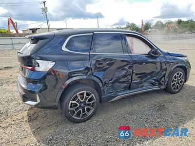 Trzecie zdjęcie samochodu z tyłu: 2026 BMW X1 XDRIVE28I VIN:WBX73EF0XT5432440 - miniatura