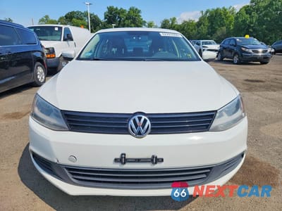 Piąte zdjęcie samochodu w środku: 2014 VOLKSWAGEN JETTA SE VIN:3VWD17AJXEM294572 - miniatura