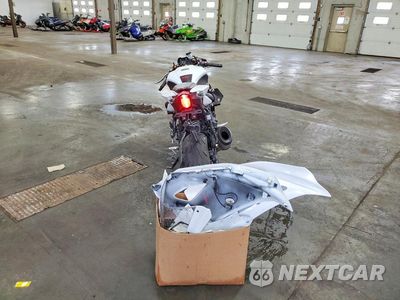Czwarte zdjęcie samochodu z boku: 2023 YAMAHA YZFR7 VIN:JYARM38EXPA007390 - miniatura