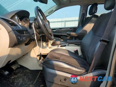 Zdjęcie 7 z 13 samochodu: 2014 CHRYSLER TOWN & COUNTRY TOURING L VIN:2C4RC1CG1ER454459 - miniatura