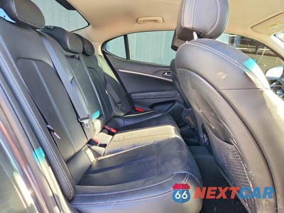 Zdjęcie 10 z 12 samochodu: 2022 GENESIS G70 2.0T VIN:KMTG34TA7NU099547 - miniatura