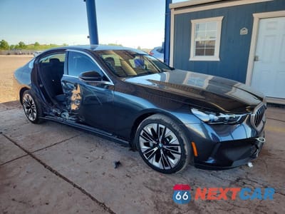 Czwarte zdjęcie samochodu z boku: 2025 BMW 530 I VIN:WBA43FJ00SCU33424 - miniatura