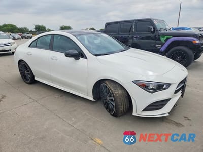 Czwarte zdjęcie samochodu z boku: 2021 MERCEDES-BENZ CLA 250 VIN:W1K5J4GB4MN153805 - miniatura