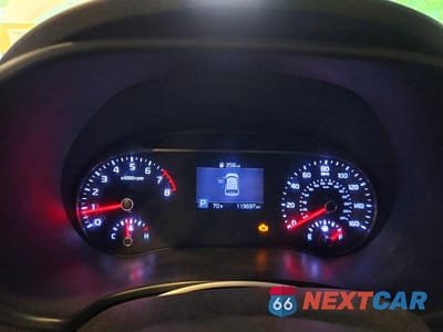 Zdjęcie 9 z 12 samochodu: 2020 KIA SOUL LX VIN:KNDJ23AU7L7048401 - miniatura