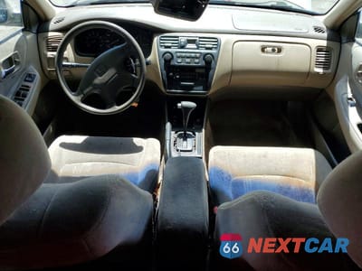 Zdjęcie 8 z 12 samochodu: 1999 HONDA ACCORD LX VIN:JHMCG6656XC012577 - miniatura