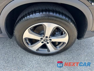 Zdjęcie 10 z 10 samochodu: 2022 MERCEDES-BENZ GLC 300 4MATIC VIN:W1N0G8EB3NG093124 - miniatura
