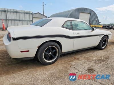 Trzecie zdjęcie samochodu z tyłu: 2009 DODGE CHALLENGER SE VIN:2B3LJ44V39H526544 - miniatura