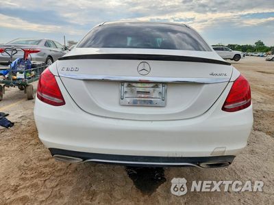 Zdjęcie 6 z 12 samochodu: 2015 MERCEDES-BENZ C 300 4MATIC VIN:55SWF4KB2FU003229 - miniatura