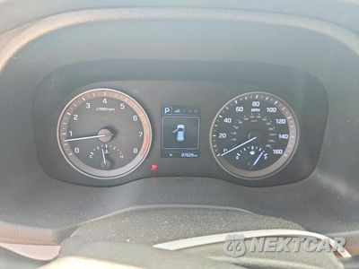 Zdjęcie 9 z 13 samochodu: 2017 HYUNDAI TUCSON SE VIN:KM8J23A49HU492318 - miniatura