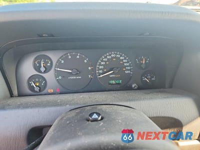 Zdjęcie 9 z 13 samochodu: 2024 JEEP GRAND CHEROKEE LAREDO VIN:1J4GX48S74C328408 - miniatura