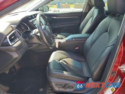Zdjęcie 7 z 12 samochodu: 2018 TOYOTA CAMRY SE VIN:4T1B11HKXJU597505 - miniatura