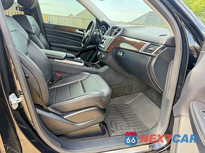 Piąte zdjęcie samochodu w środku: 2015 MERCEDES-BENZ ML 250 BLUETEC VIN:4JGDA0EB1FA503026 - miniatura