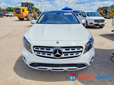 Piąte zdjęcie samochodu w środku: 2020 MERCEDES-BENZ GLA 250 4MATIC VIN:WDCTG4GB9LU022237 - miniatura