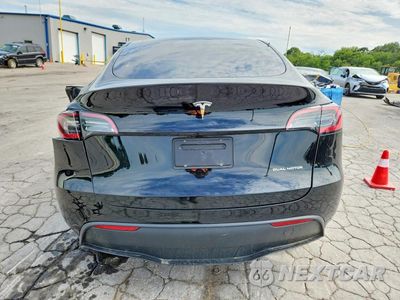 Zdjęcie 6 z 13 samochodu: 2023 TESLA MODEL Y VIN:7SAYGDEE5PA044212 - miniatura