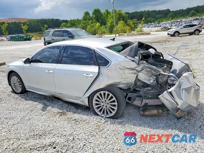 Drugie zdjęcie samochodu z przodu: 2017 VOLKSWAGEN PASSAT SE VIN:1VWBT7A3XHC019812 - miniatura