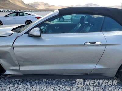 Zdjęcie 7 z 12 samochodu: 2022 FORD MUSTANG VIN:1FATP8UH2N5107381 - miniatura
