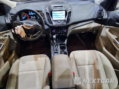 Zdjęcie 8 z 14 samochodu: 2017 FORD ESCAPE SE VIN:1FMCU9GD3HUC41484 - miniatura