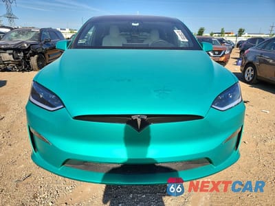 Piąte zdjęcie samochodu w środku: 2024 TESLA MODEL X VIN:7SAXCAE5XRF459179 - miniatura