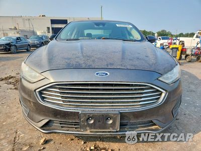 Piąte zdjęcie samochodu w środku: 2019 FORD FUSION S VIN:3FA6P0G73KR194539 - miniatura