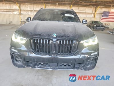 Piąte zdjęcie samochodu w środku: 2020 BMW X5 M50I VIN:5UXJU4C05L9B94196 - miniatura
