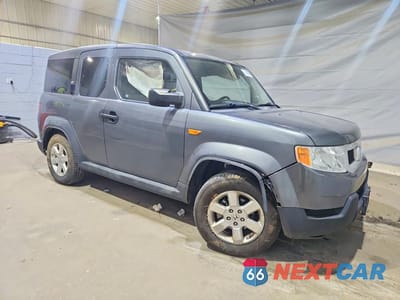 Czwarte zdjęcie samochodu z boku: 2010 HONDA ELEMENT EX VIN:5J6YH2H73AL001422 - miniatura