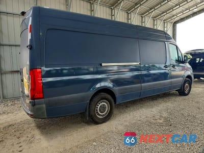 Trzecie zdjęcie samochodu z tyłu: 2019 MERCEDES-BENZ SPRINTER 2500/3500 DELIVERY VAN VIN:WD4PF1CD4KP152316 - miniatura