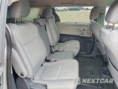 Zdjęcie 11 z 13 samochodu: 2021 TOYOTA SIENNA LE VIN:5TDKRKEC7MS039006 - miniatura