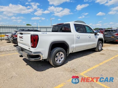 Trzecie zdjęcie samochodu z tyłu: 2026 GMC SIERRA K1500 SLE VIN:1GTPUBEK1TZ121399 - miniatura