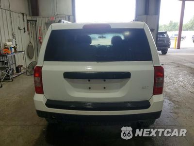 Zdjęcie 6 z 13 samochodu: 2014 JEEP PATRIOT SPORT VIN:1C4NJPBA1ED691525 - miniatura