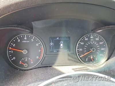 Zdjęcie 9 z 12 samochodu: 2018 KIA OPTIMA LX VIN:5XXGT4L32JG268731 - miniatura