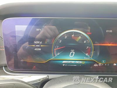 Zdjęcie 9 z 12 samochodu: 2019 MERCEDES-BENZ AMG GT 63 VIN:WDD7X8JB1KA008040 - miniatura