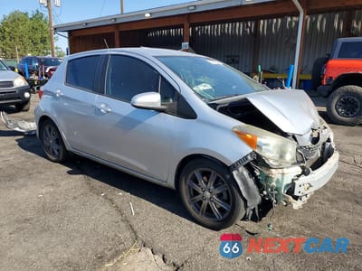 Czwarte zdjęcie samochodu z boku: 2012 TOYOTA YARIS 5-DOOR SE VIN:JTDKTUD32CD533119 - miniatura