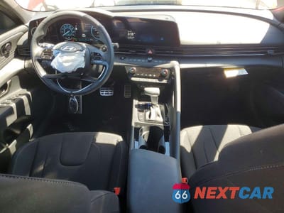 Zdjęcie 8 z 12 samochodu: 2025 HYUNDAI ELANTRA HYBRID SEL SPORT VIN:KMHLM4DJ6SU135468 - miniatura