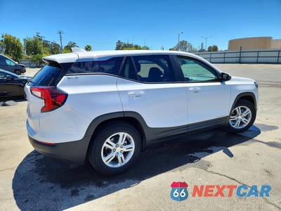 Trzecie zdjęcie samochodu z tyłu: 2024 GMC TERRAIN SLE VIN:3GKALMEG8RL370755 - miniatura