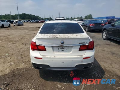 Zdjęcie 6 z 12 samochodu: 2013 BMW 750 LI VIN:WBAYE8C55DD132113 - miniatura