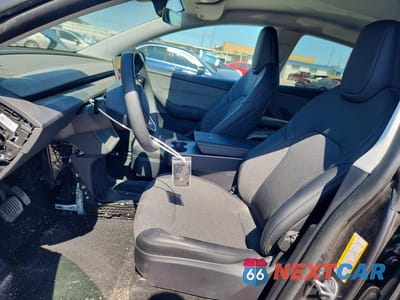 Zdjęcie 7 z 13 samochodu: 2026 TESLA MODEL X EV VIN:7SAYGDED0TA601190 - miniatura