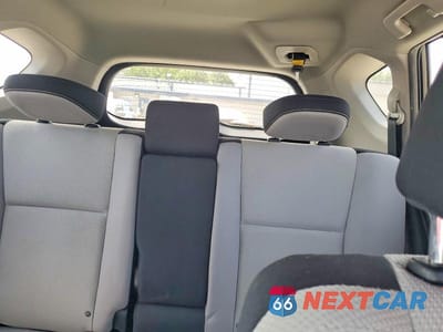 Zdjęcie 10 z 14 samochodu: 2017 TOYOTA RAV4 XLE VIN:2T3RFREV3HW690056 - miniatura