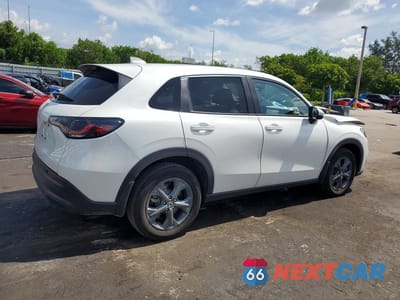 Trzecie zdjęcie samochodu z tyłu: 2026 HONDA HR-V LX VIN:3CZRZ1H32TM727055 - miniatura