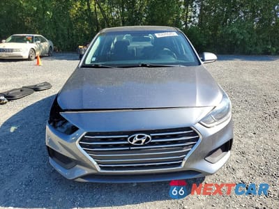 Piąte zdjęcie samochodu w środku: 2019 HYUNDAI ACCENT SE VIN:3KPC24A31KE087828 - miniatura